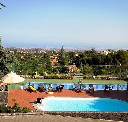 Bed and Breakfast Etna Hut Nicolosi Exterior foto